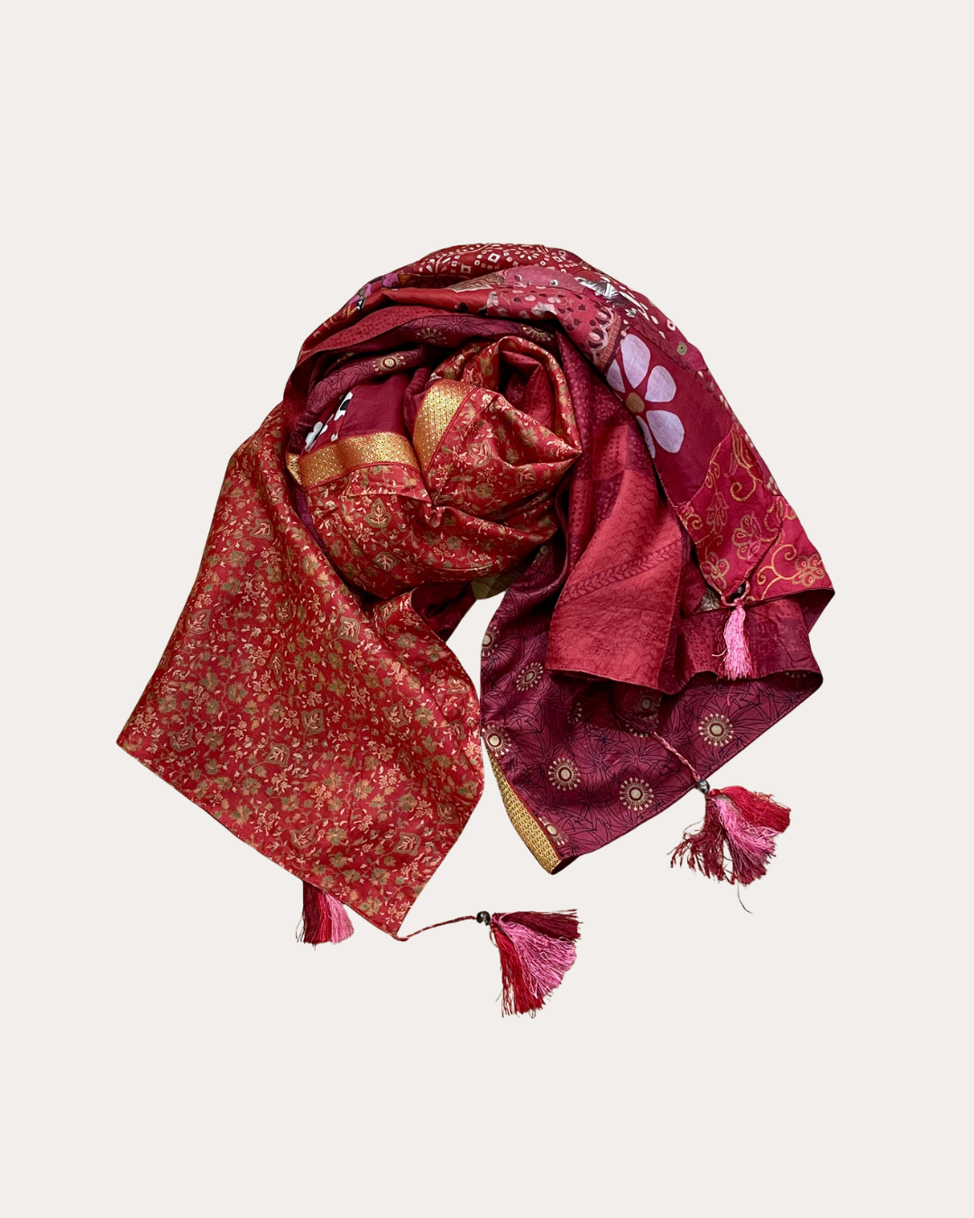 Silk Square Palm - 4 Patches + 4 red / burgundy Tassels