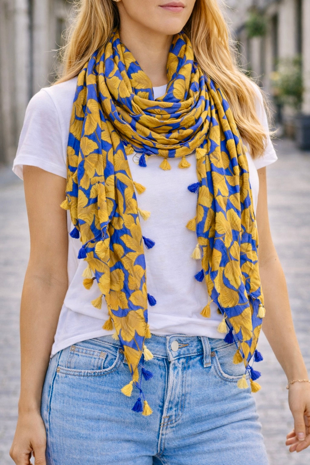Carré Palme - Cotton Ginkgo Leaf + Blue and Yellow Pompon