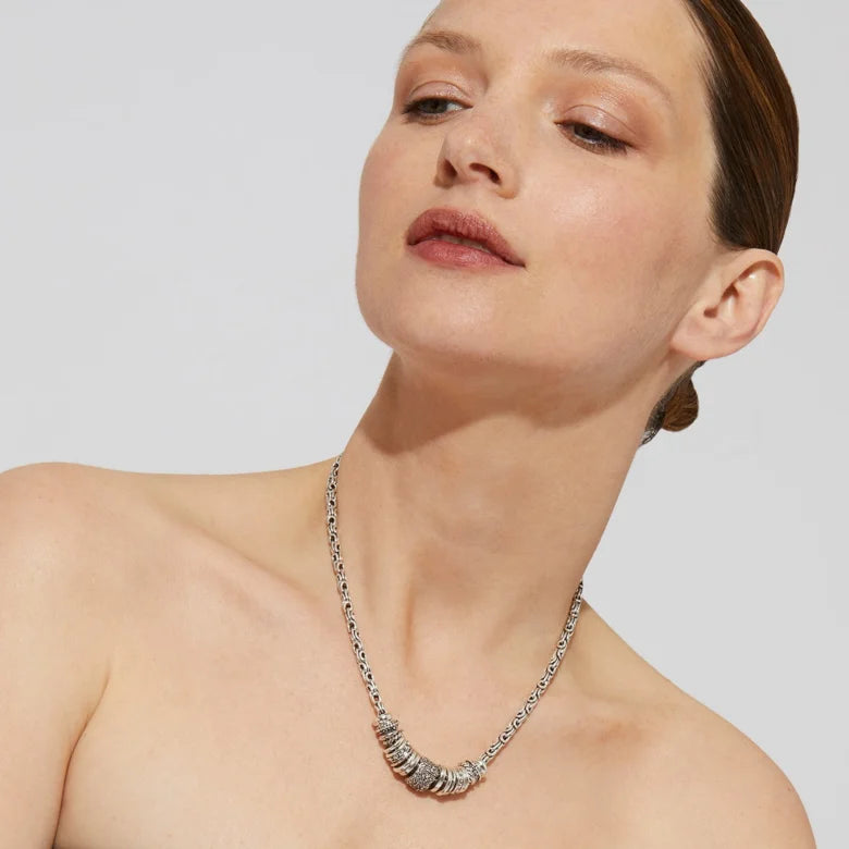 Costume jewelry necklace - Marquise silver chain