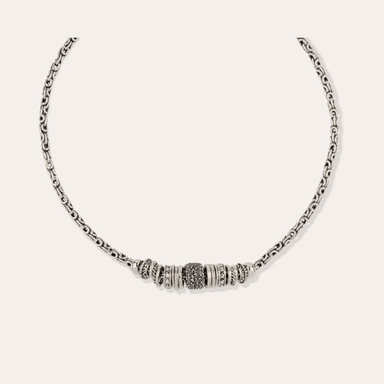 Costume jewelry necklace - Marquise silver chain